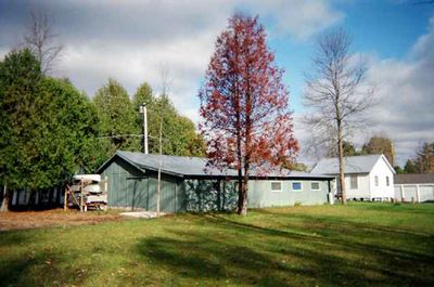 Historic barn at Cedar Springs